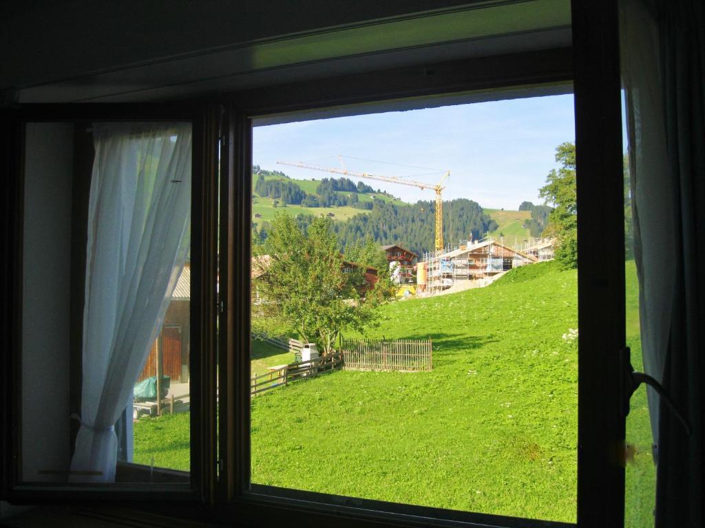 Hotel Kistenpass Breíl Quarto foto