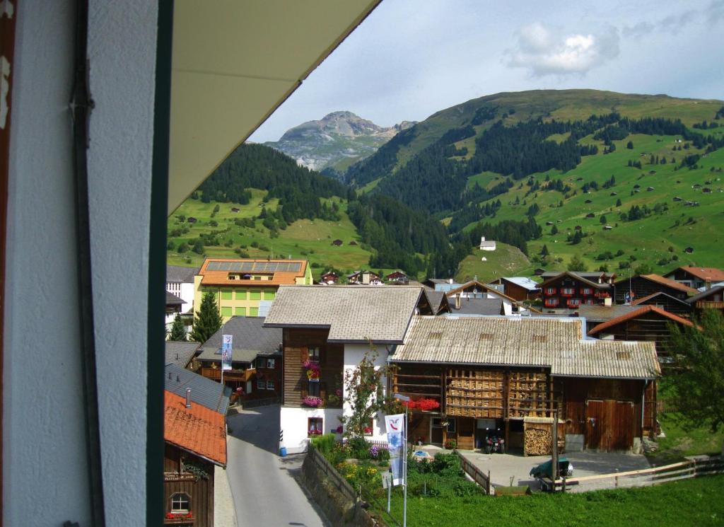 Hotel Kistenpass Breíl Quarto foto